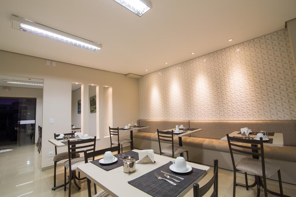 Hotel Trevo Cascavel מראה חיצוני תמונה